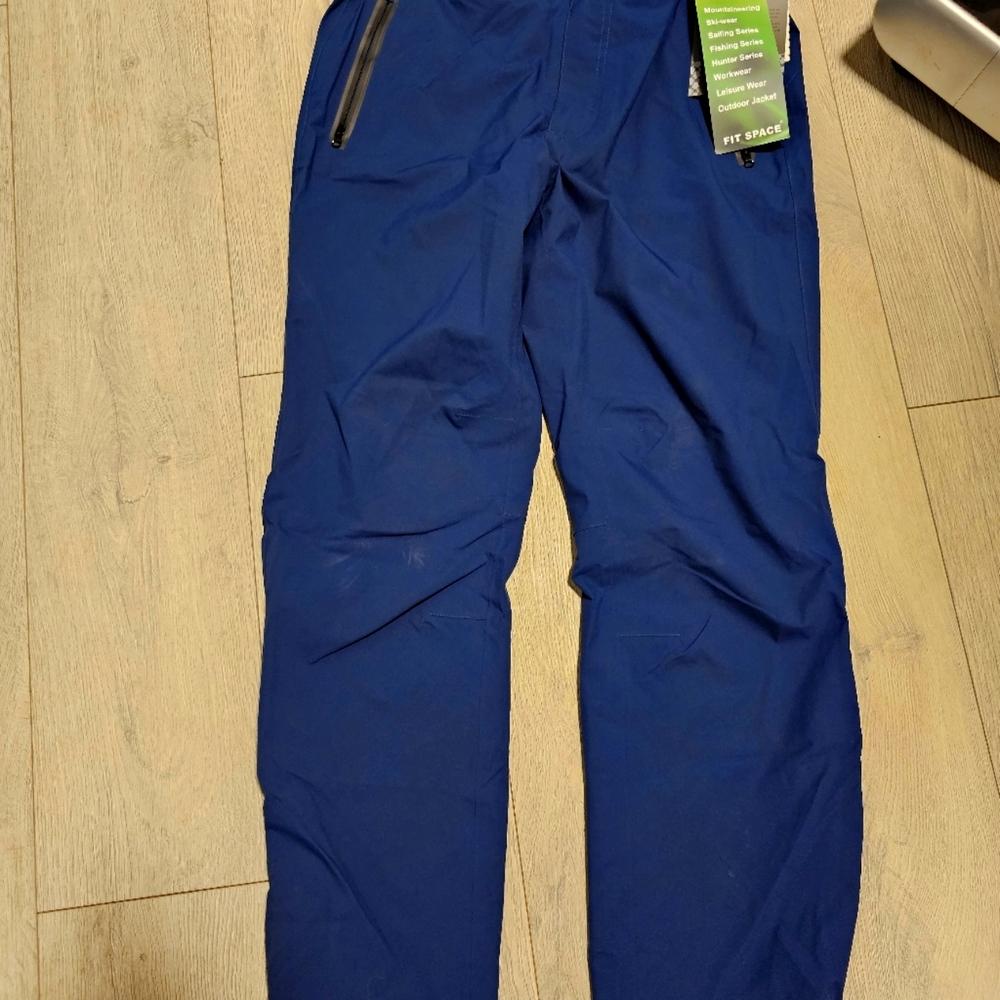 Fit Space NEW Men's Pant size S, skiing hunting,workwear.